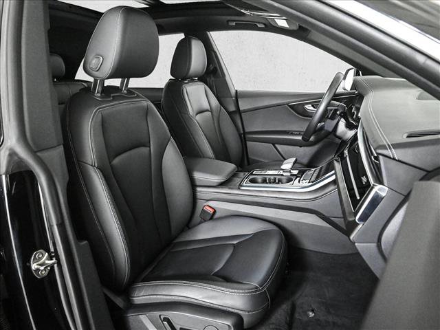 Used 2023 Audi Q8 Premium AWD/4WD image 22