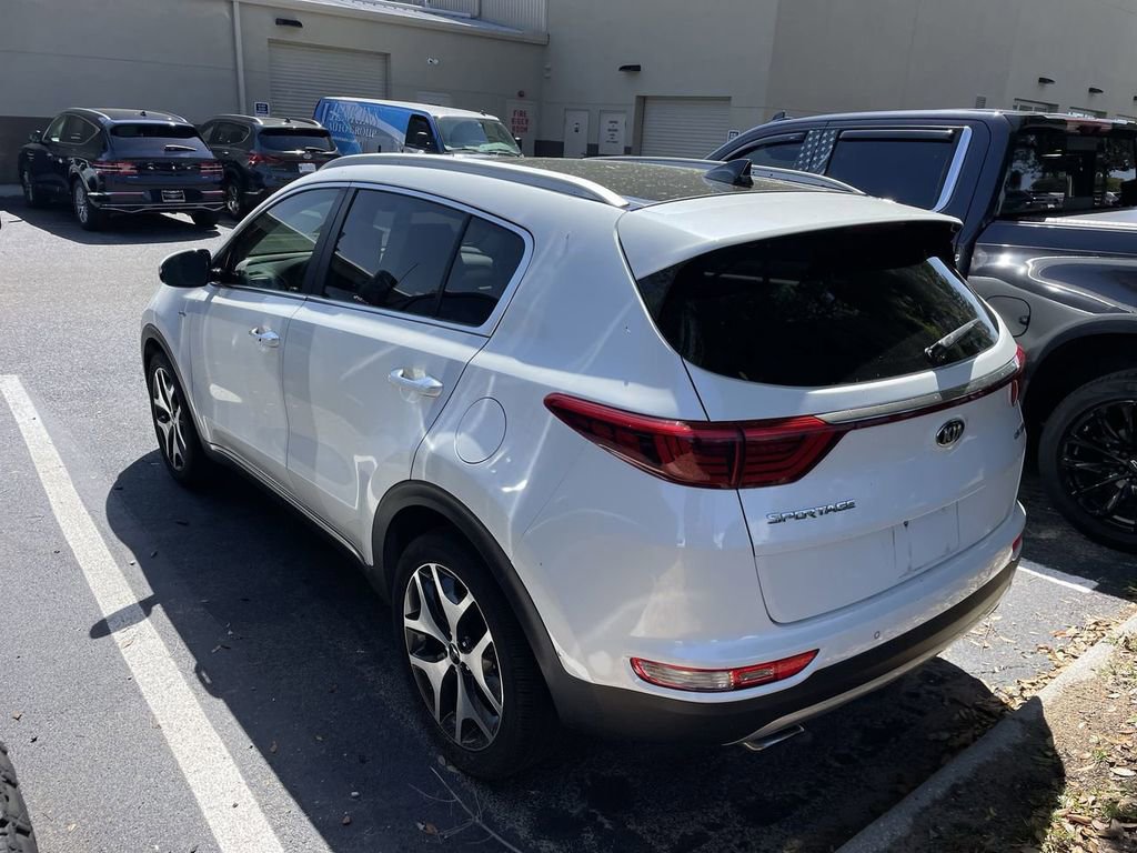 Used 2017 Kia Sportage SX image 4