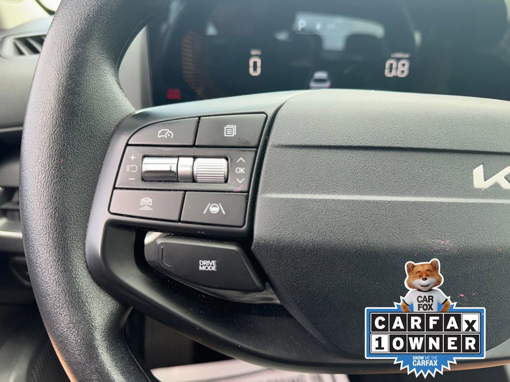 Used 2025 Kia K4 FWD image 31