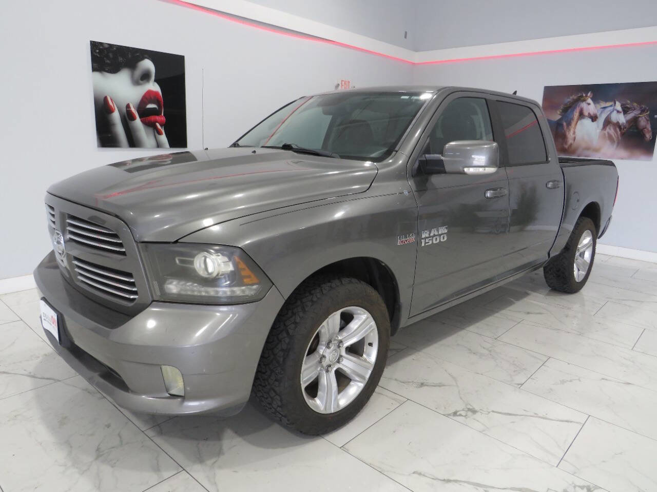 Used 2013 RAM 1500 Sport w/ Remote Start & Security Group RWD image 1