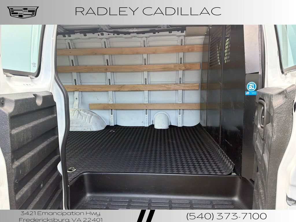 Used 2025 GMC Savana 2500 w/ Driver Convenience Package RWD image 8