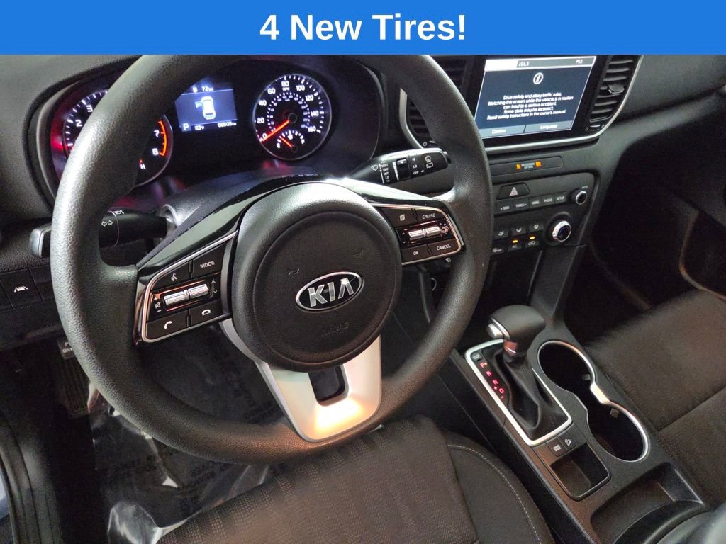 Used 2022 Kia Sportage LX image 10