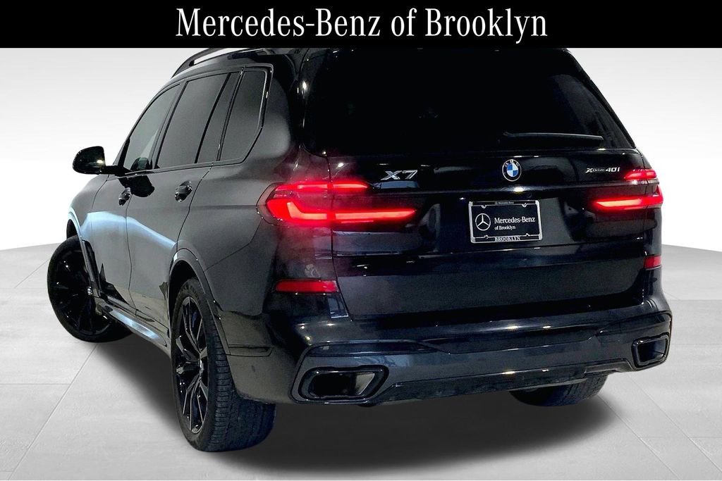 Used 2024 BMW X7 xDrive40i w/ M Sport Package image 11