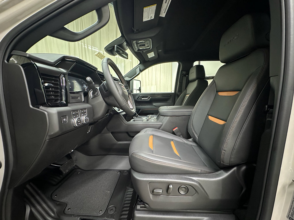 New 2026 GMC Sierra 2500 AT4 image 29
