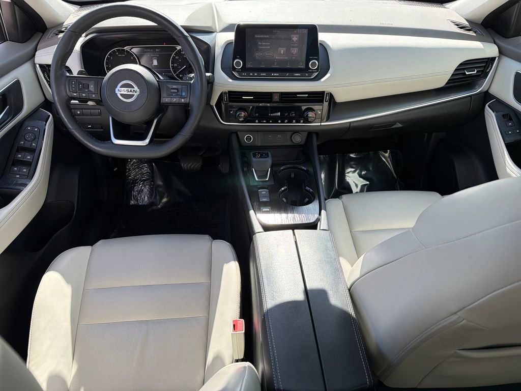 Certified 2021 Nissan Rogue SV w/ Premium Package FWD image 15