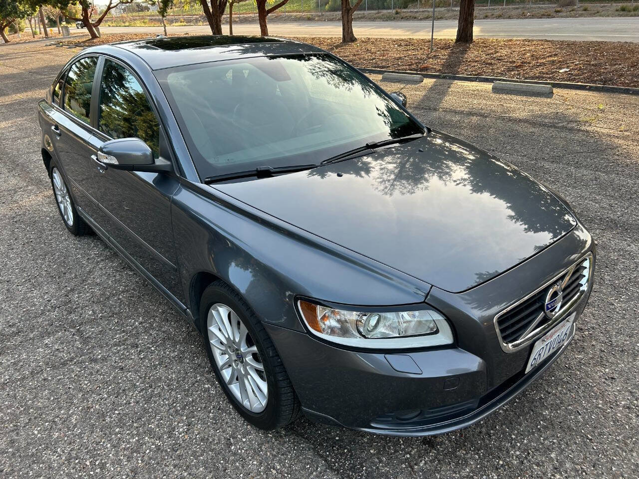 Used 2011 Volvo S40 T5 w/ Preferred Pkg FWD image 10