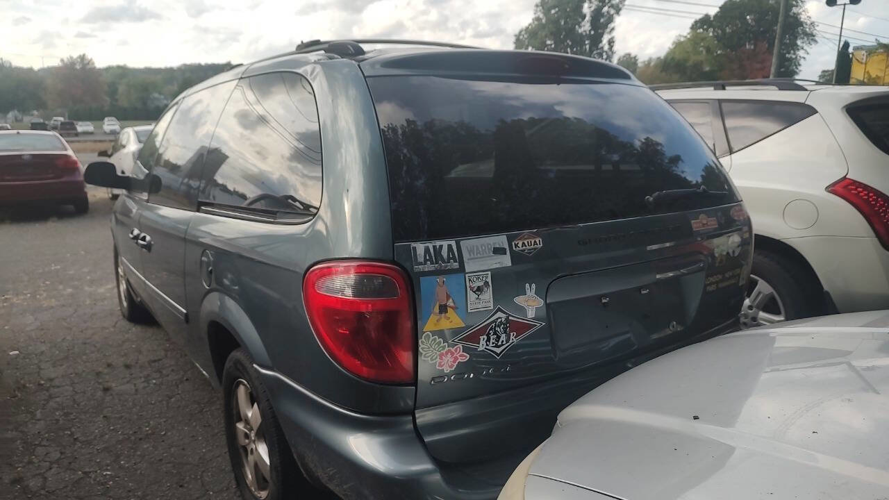 Used 2007 Dodge Grand Caravan SXT image 5
