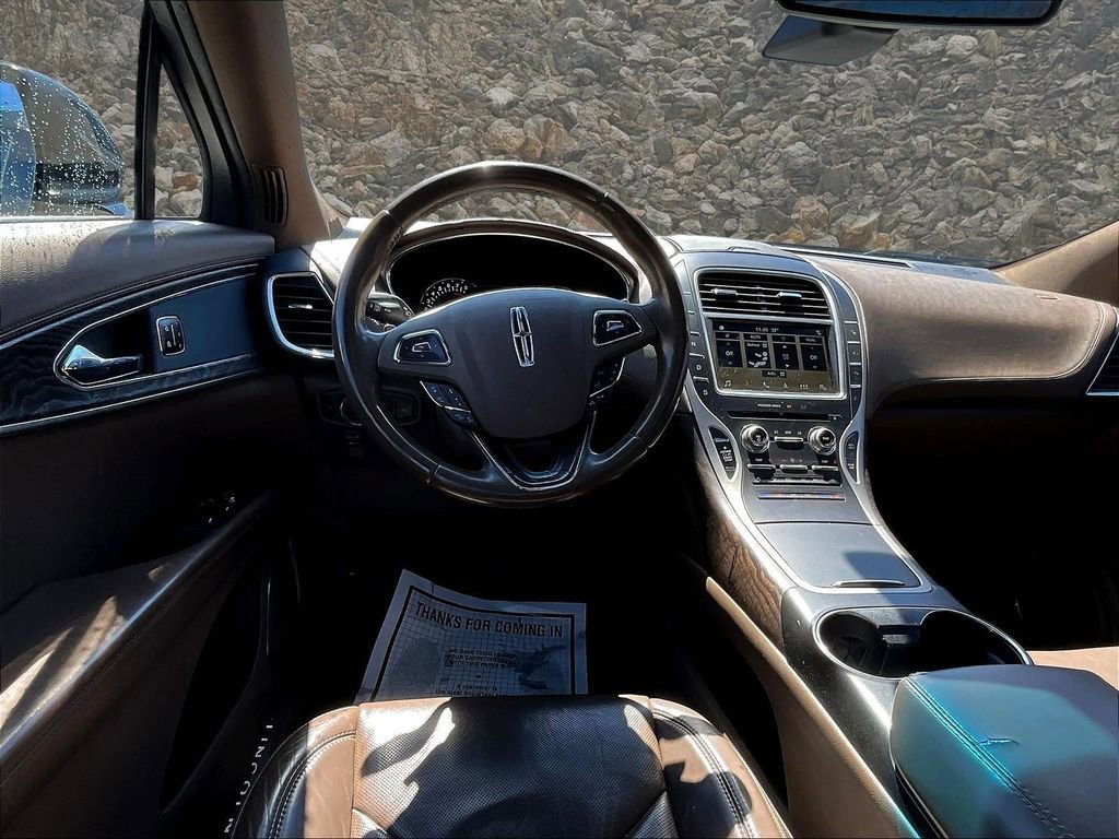 Used 2016 Lincoln MKX Reserve w/ Technology Package image 5
