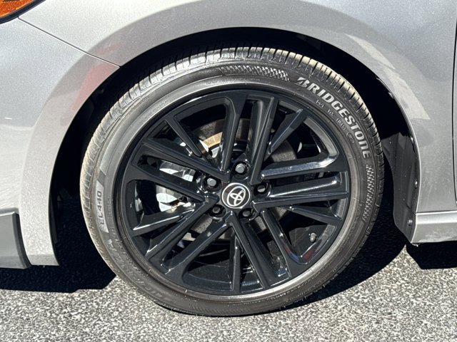 Used 2025 Toyota Camry SE FWD image 13