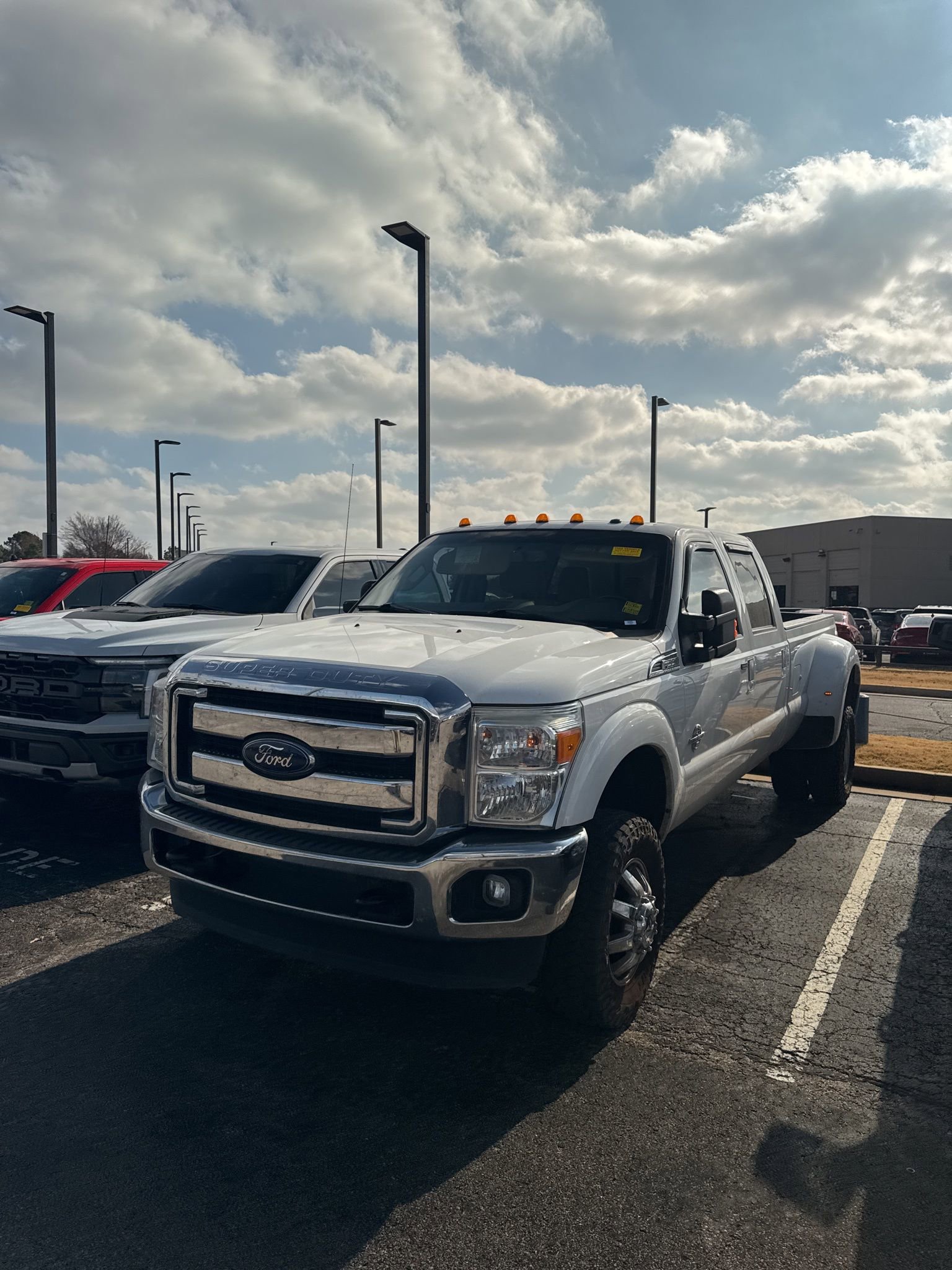Used 2016 Ford F350 Lariat w/ Lariat Ultimate Package image 1