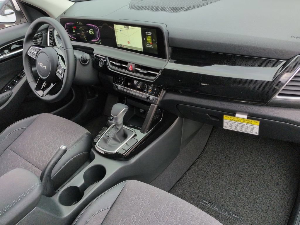 New 2026 Kia Seltos S FWD image 30