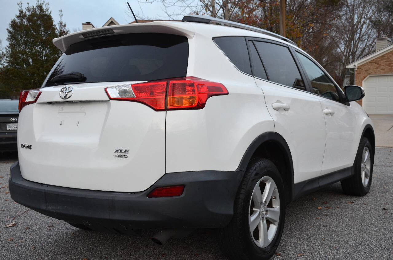 Used 2014 Toyota RAV4 XLE image 6