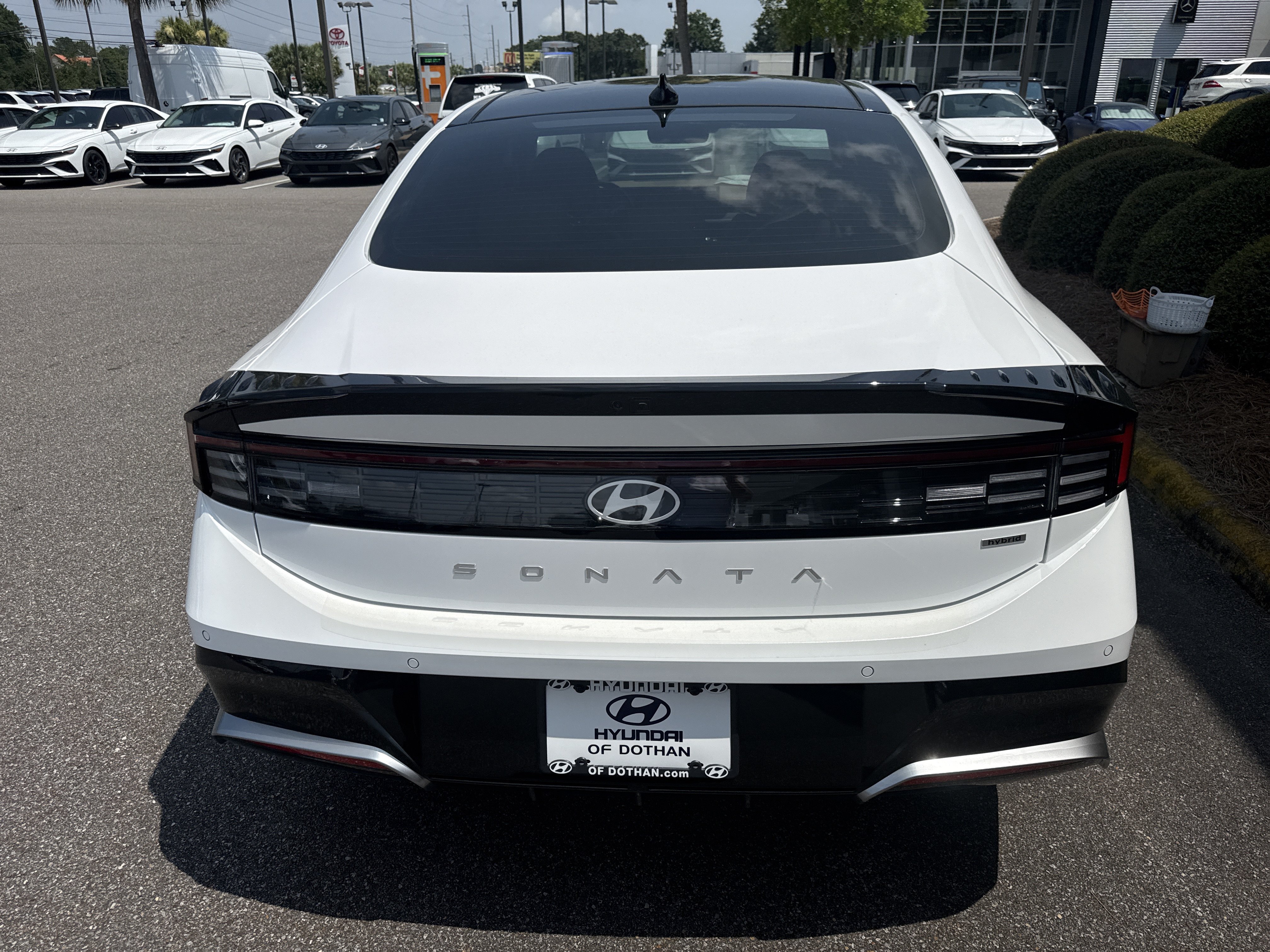 New 2026 Hyundai Sonata Limited FWD image 3