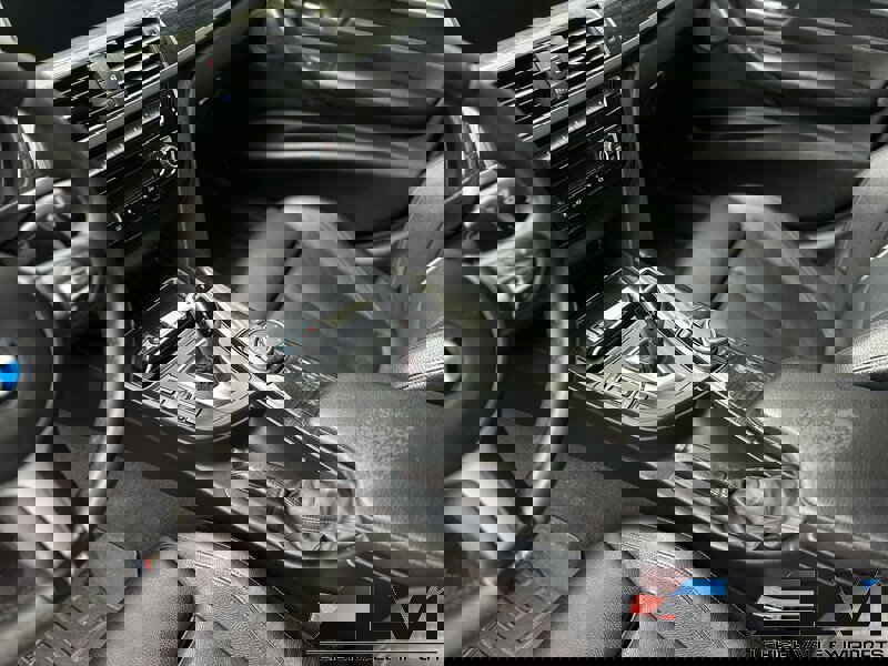 Used 2017 BMW 340i xDrive Sedan image 14