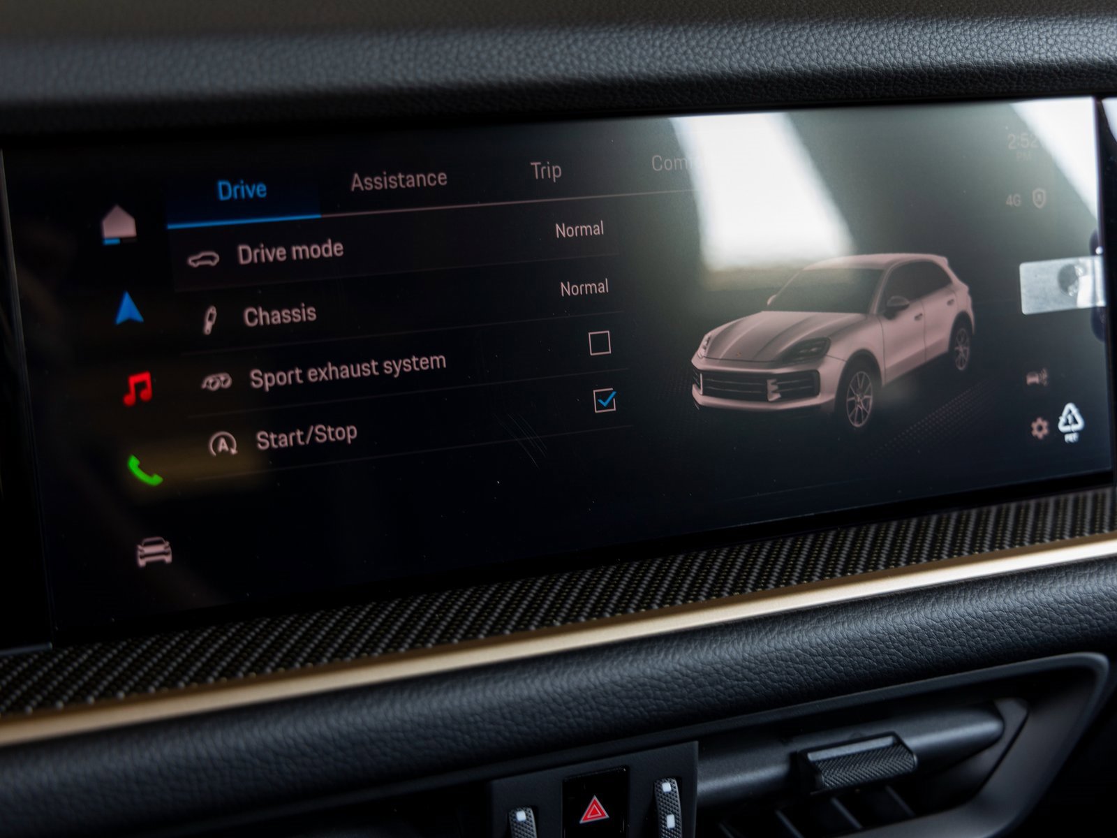 New 2025 Porsche Cayenne S image 33