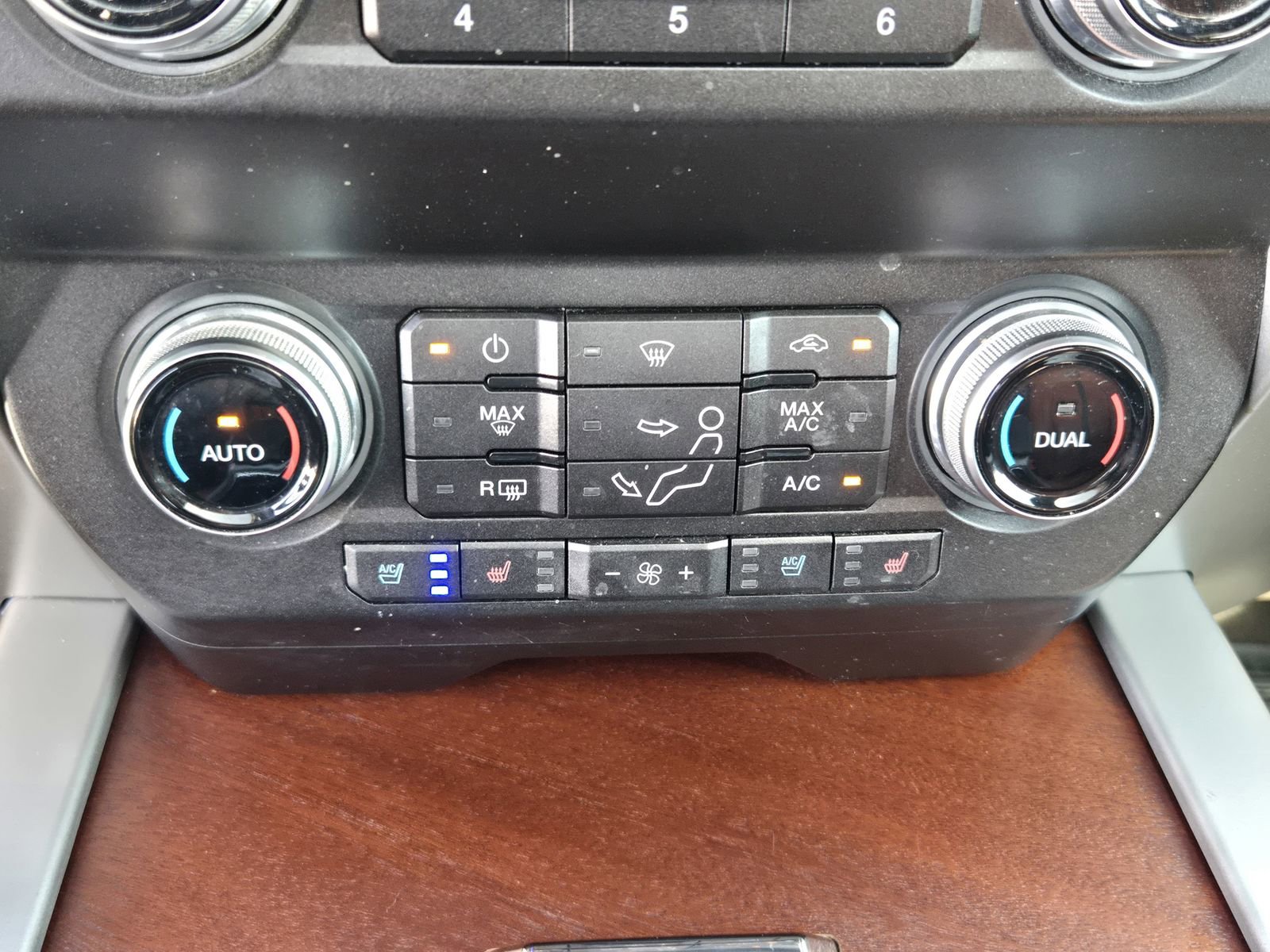 Used 2019 Ford F250 King Ranch w/ King Ranch Ultimate Package image 16