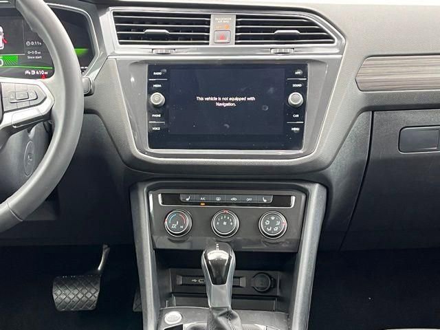 Used 2024 Volkswagen Tiguan Wolfsburg Edition FWD image 28