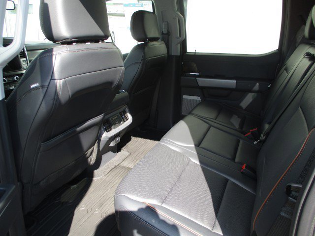 New 2026 Ford F350 Lariat w/ FX4 Off-Road Package image 9