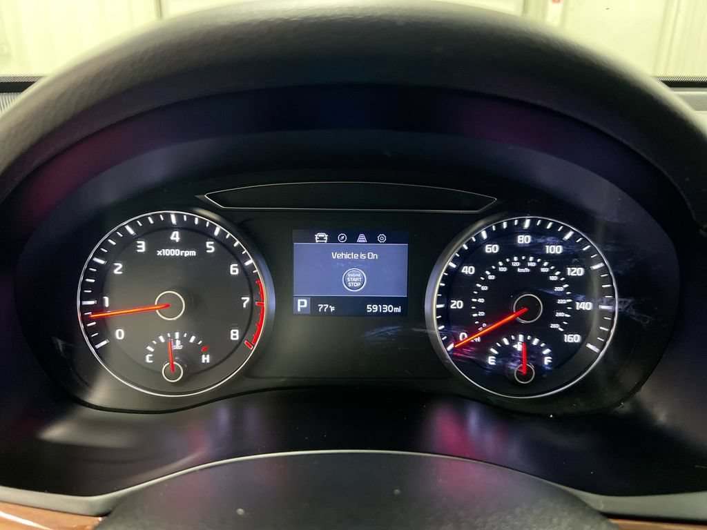 Used 2019 Kia Cadenza Technology FWD image 12