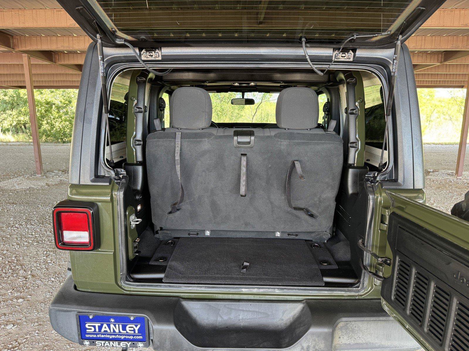 Used 2021 Jeep Wrangler Sport AWD/4WD image 30