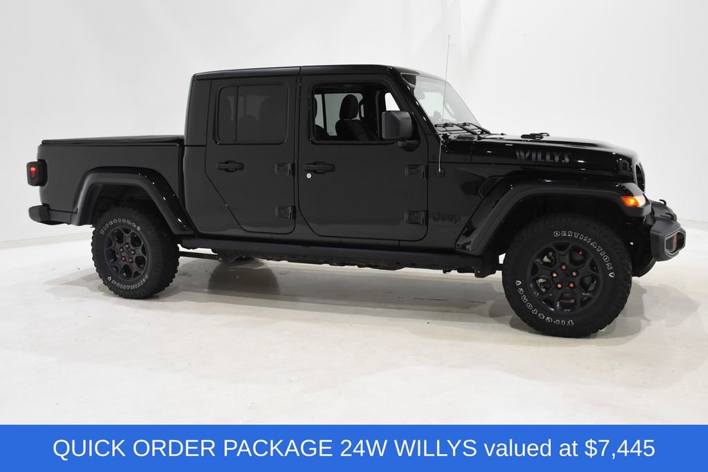 Used 2023 Jeep Gladiator Sport AWD/4WD image 3