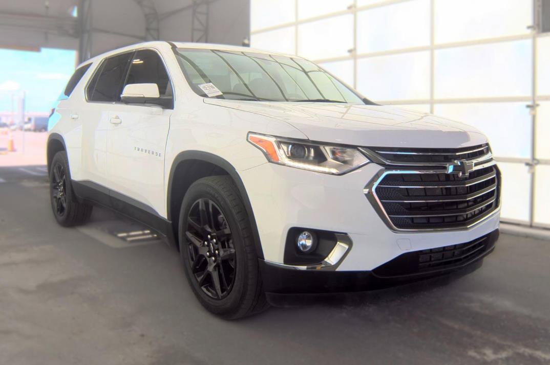Used 2021 Chevrolet Traverse LT FWD image 19