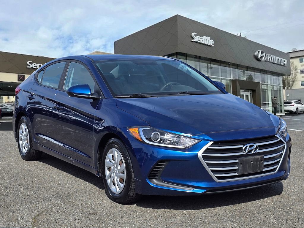 Used 2018 Hyundai Elantra SE FWD image 1