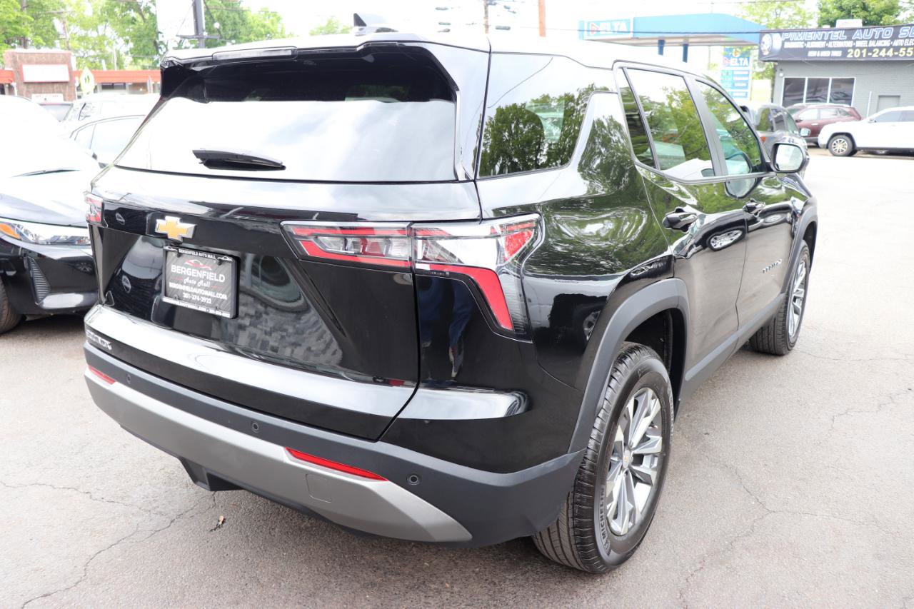 Used 2026 Chevrolet Equinox LT w/ Convenience Package II FWD image 5
