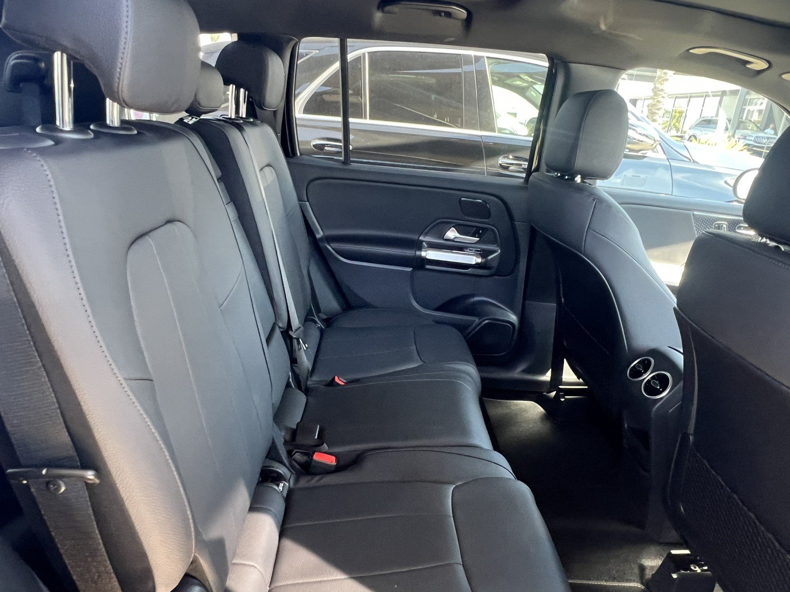 New 2026 Mercedes-Benz GLB 250 4MATIC image 19