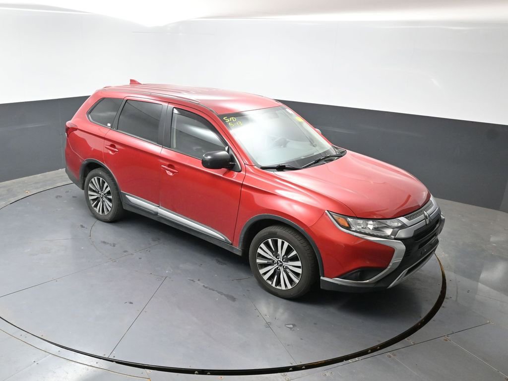 Used 2019 Mitsubishi Outlander ES FWD image 14