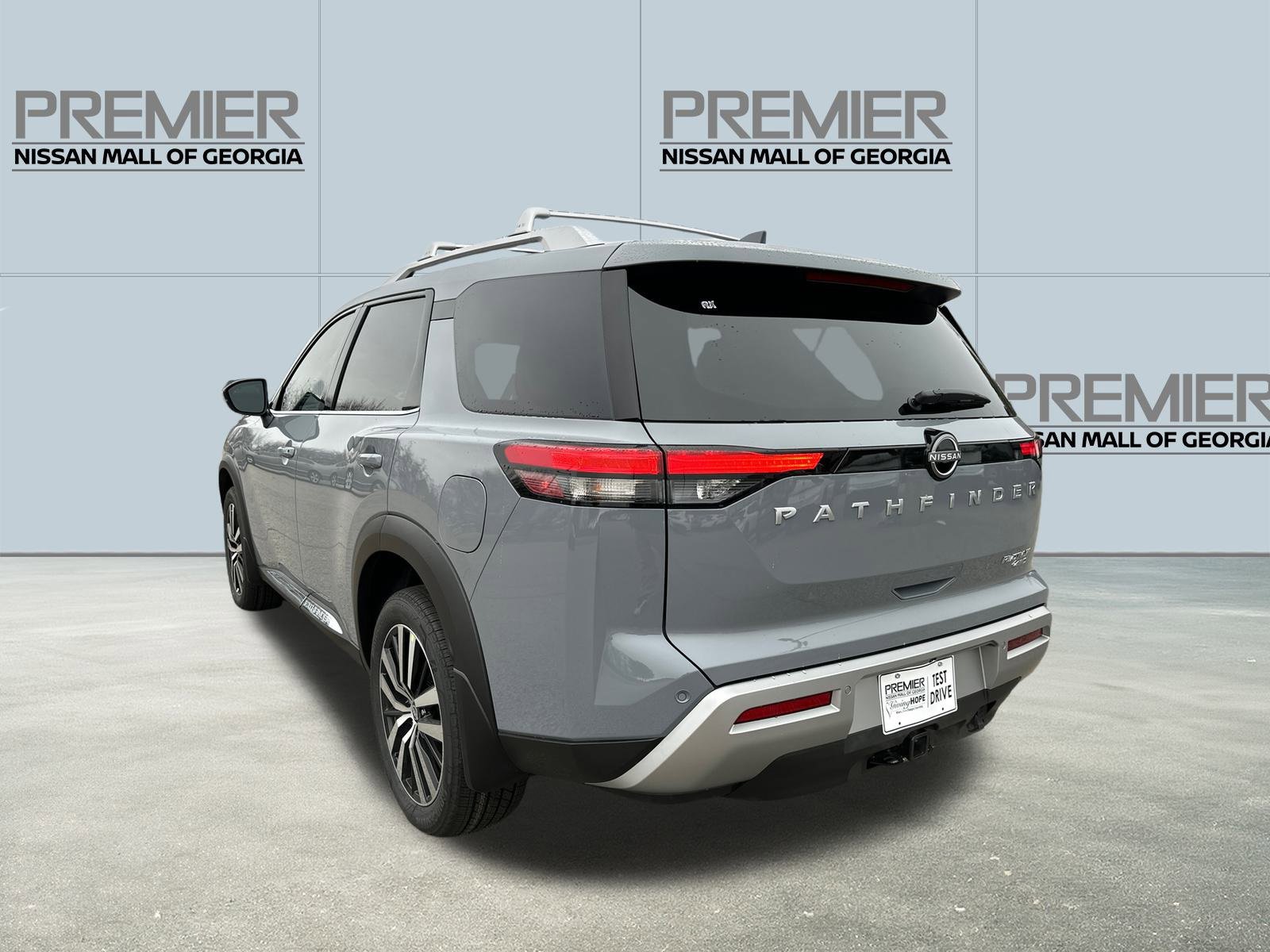 New 2025 Nissan Pathfinder Platinum w/ Lighting Package (N92) image 7