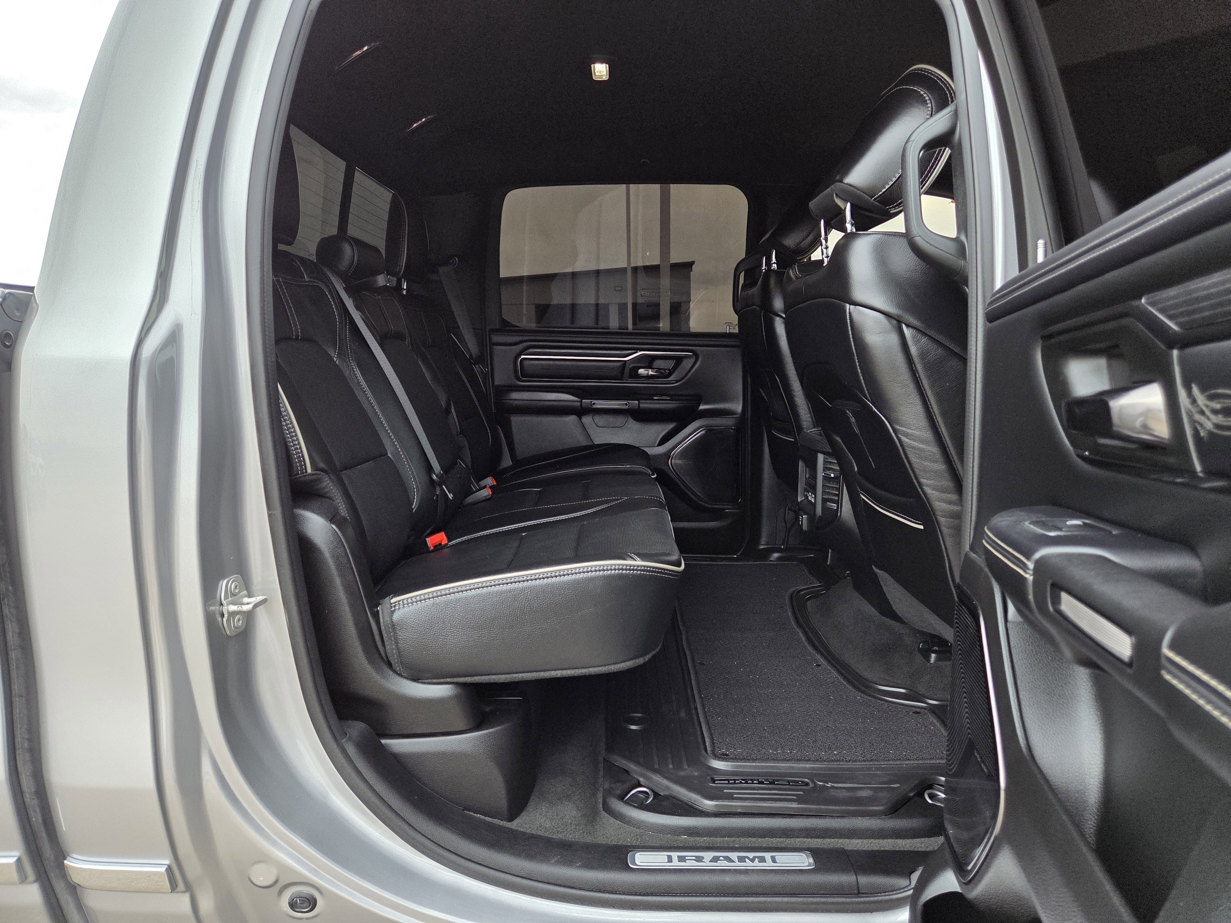 Used 2024 RAM 1500 Limited image 18