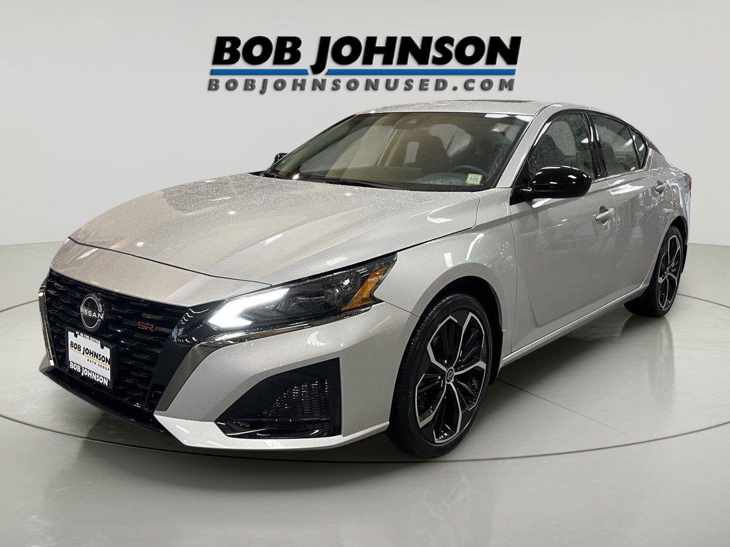 Used 2024 Nissan Altima 2.5 SR w/ SR Premium Package AWD/4WD image 3