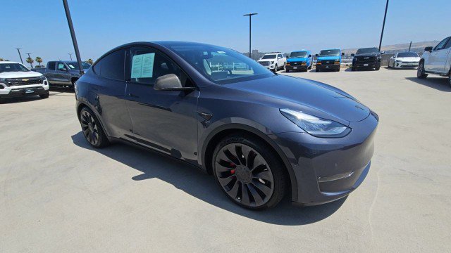 Used 2020 Tesla Model Y Performance AWD/4WD image 2