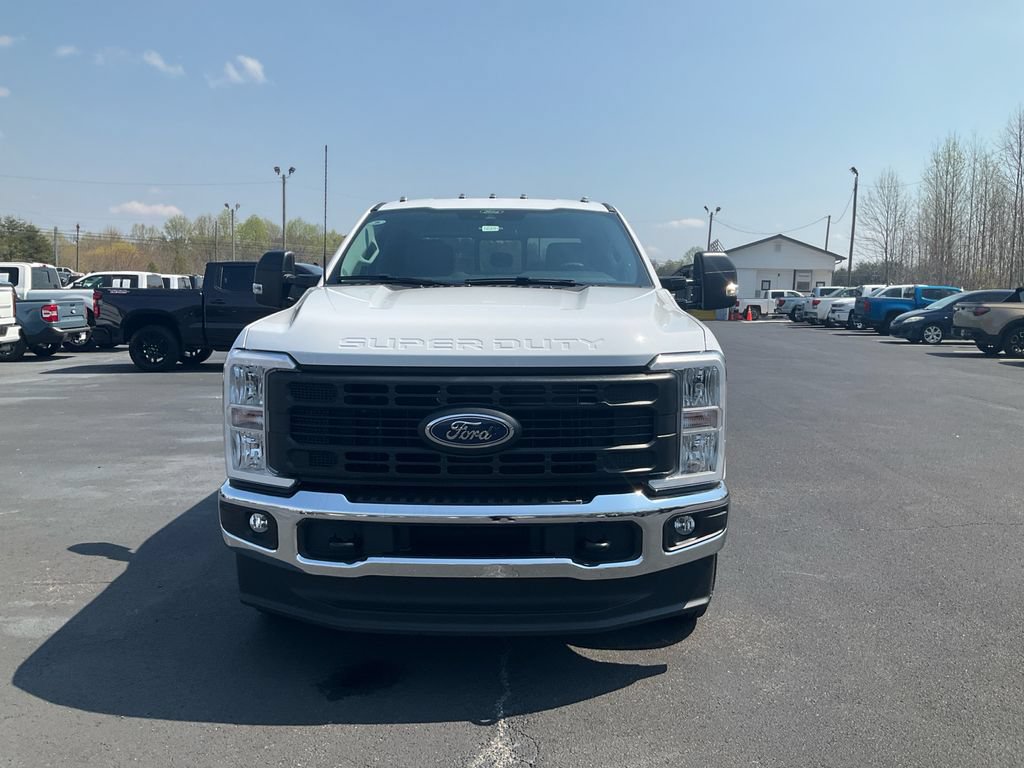 New 2026 Ford F250 XL w/ XL Driver Assist Package AWD/4WD image 2