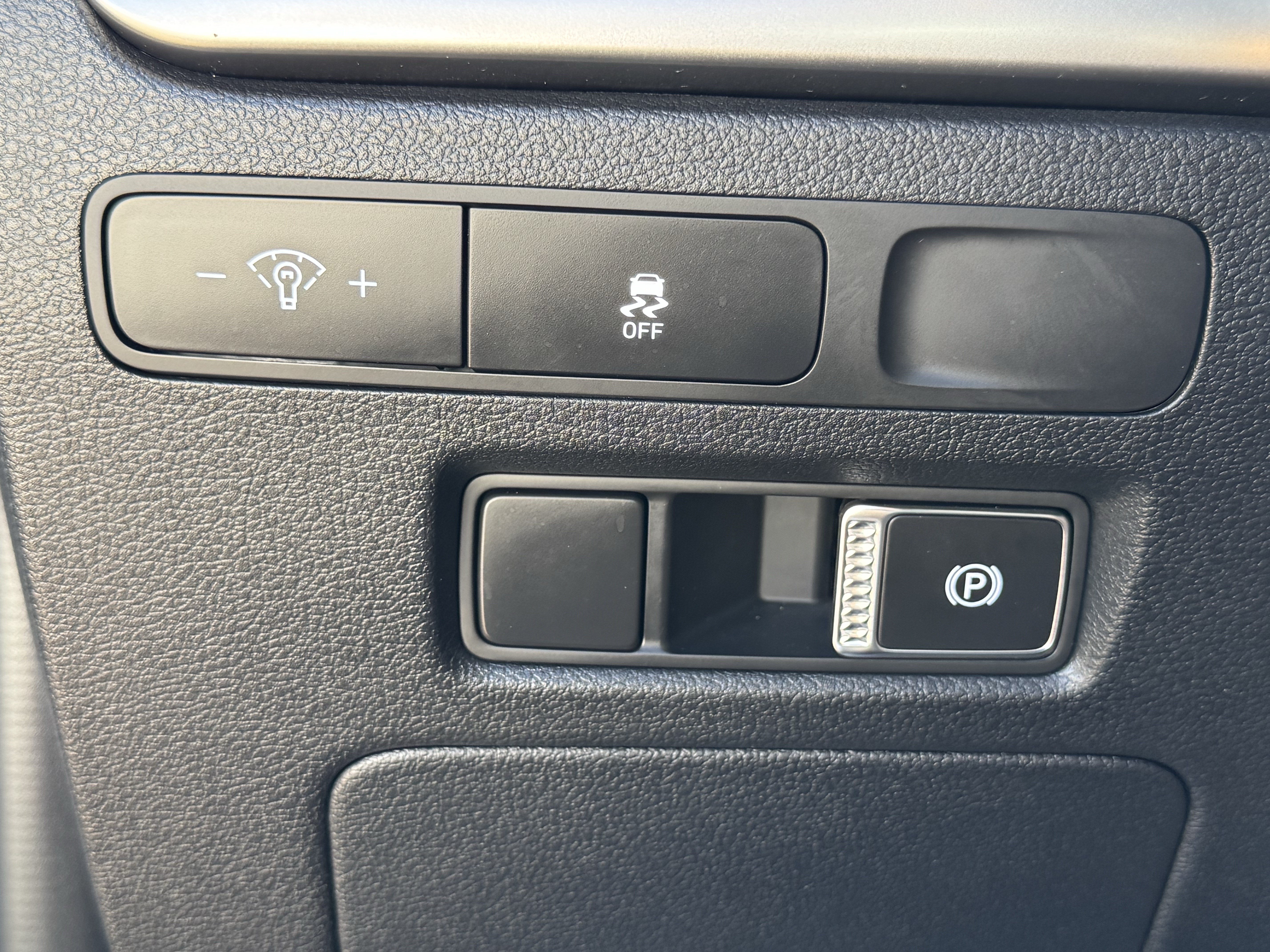 Used 2025 Hyundai Palisade SE FWD image 21