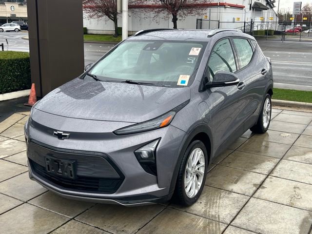 Used 2023 Chevrolet Bolt EUV LT image 3