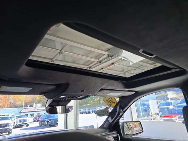 Used 2023 GMC Sierra 1500 Denali Ultimate image 13