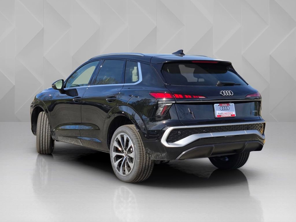 New 2026 Audi Q3 quattro 2.0T image 4