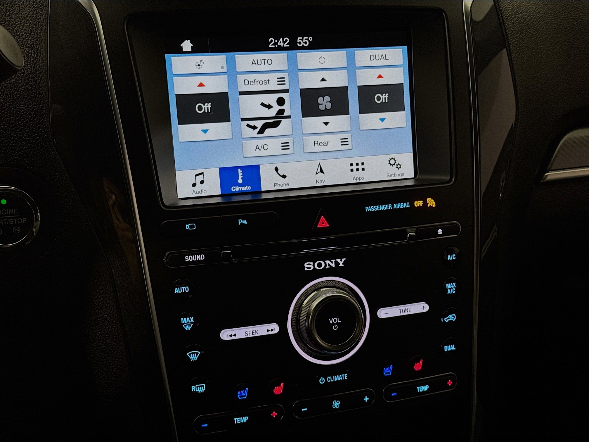 Used 2018 Ford Explorer Sport w/ Equipment Group 401A image 16