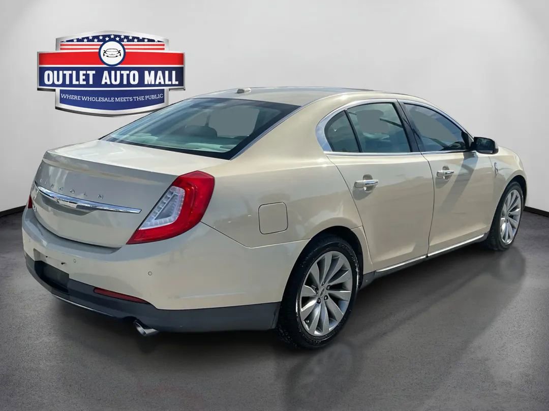 Used 2016 Lincoln MKS w/ Equipment Group 101A image 3