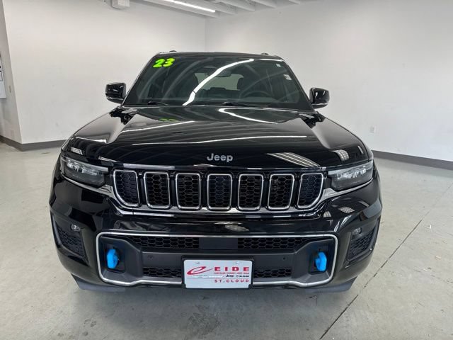 Used 2023 Jeep Grand Cherokee Overland AWD/4WD image 6