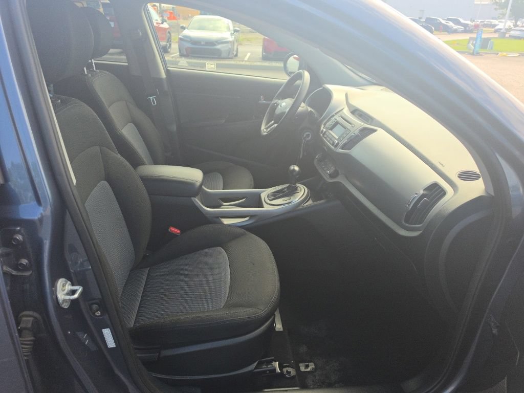 Used 2016 Kia Sportage LX AWD/4WD image 29
