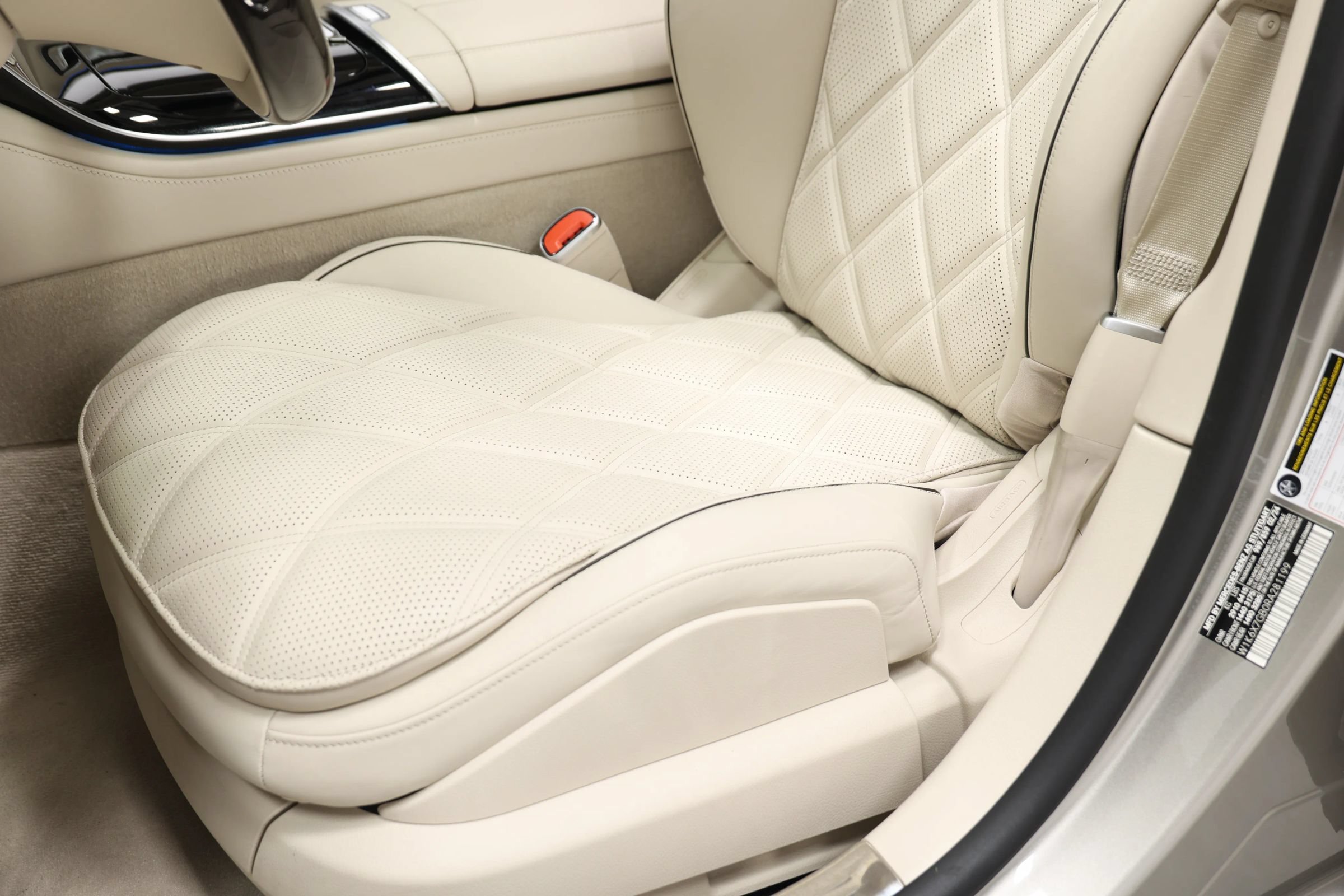 Used 2024 Mercedes-Benz Maybach S 580 4MATIC image 23