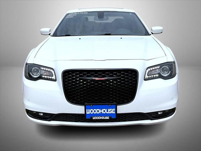 Certified 2022 Chrysler 300 S w/ Comfort Group RWD image 2