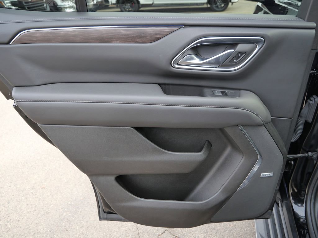 Used 2023 Chevrolet Tahoe LT w/ LT Signature Package image 27