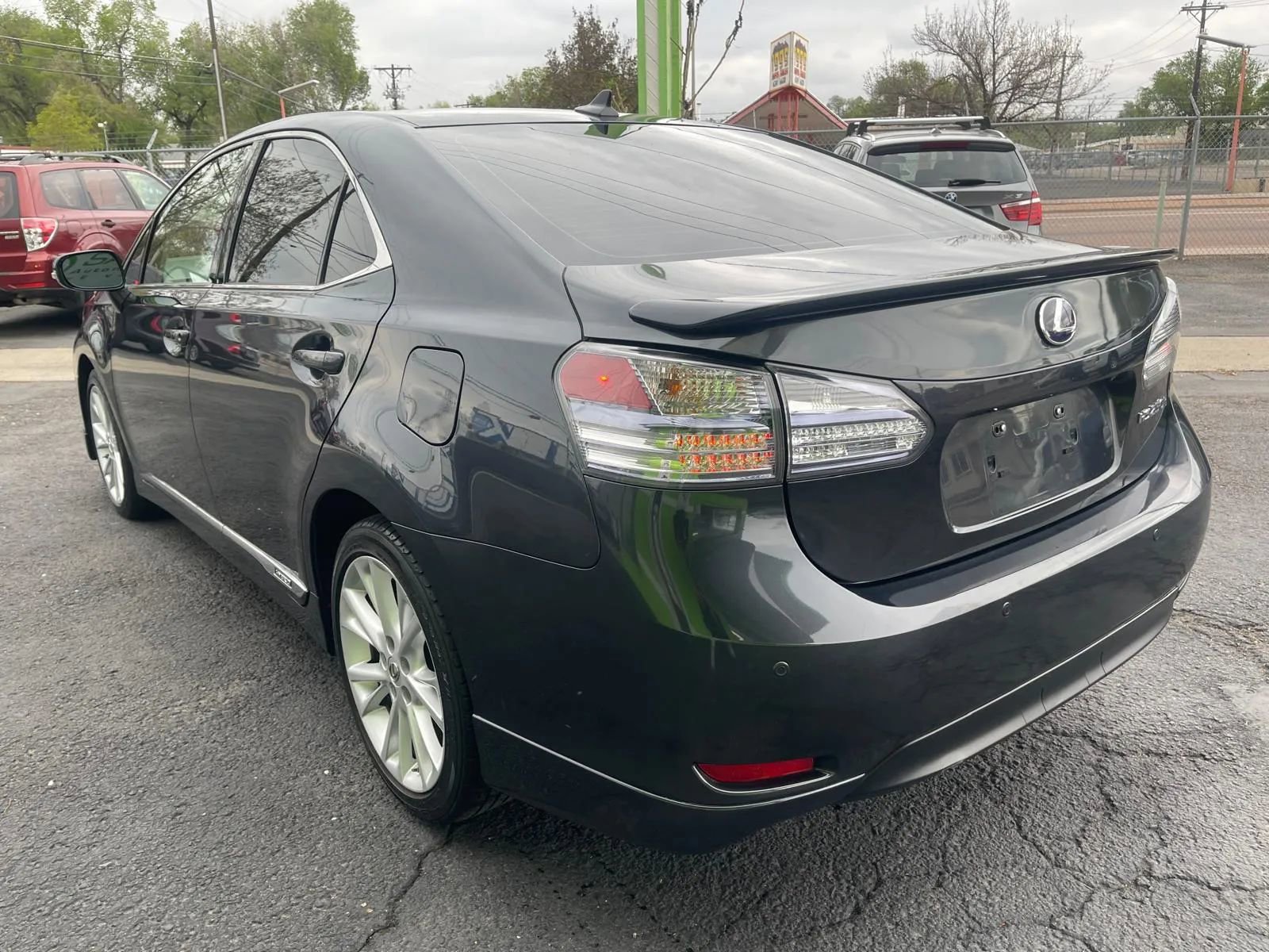 Used 2011 Lexus HS 250h Premium w/ Park Assist Pkg FWD image 5