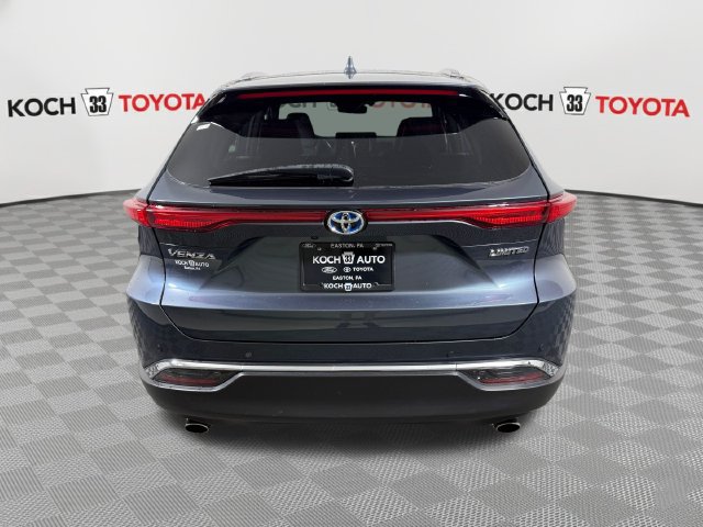 Used 2023 Toyota Venza Limited AWD/4WD image 7