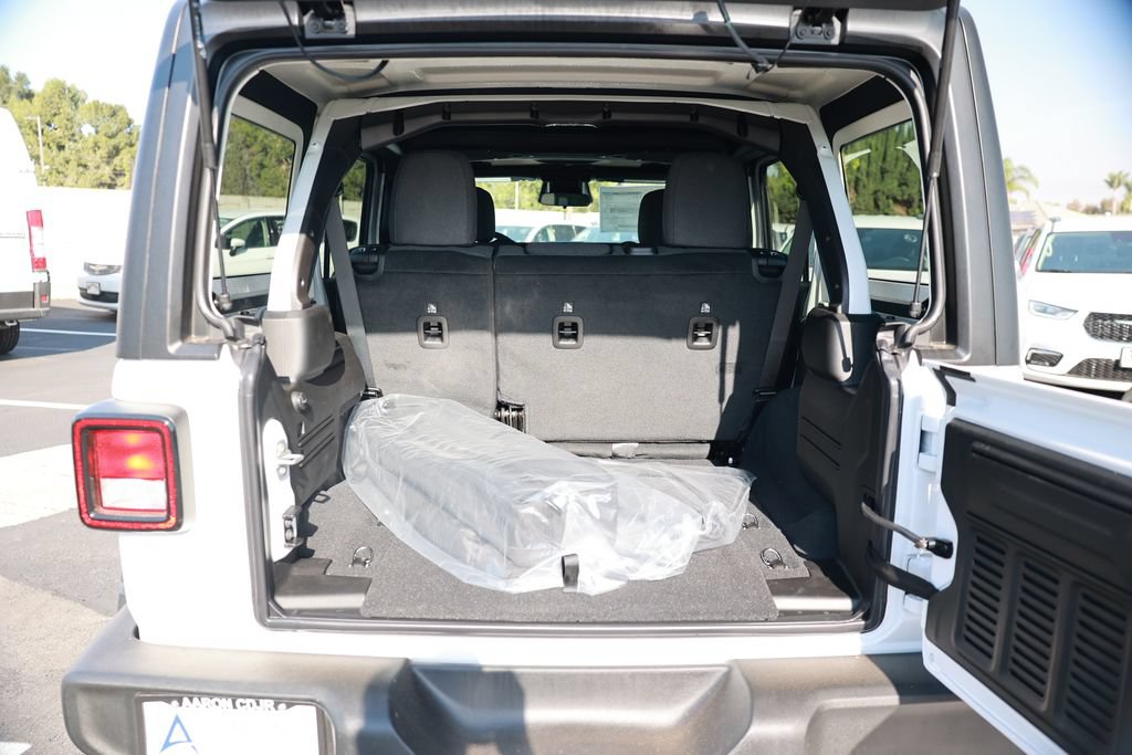 New 2026 Jeep Wrangler Unlimited Sport AWD/4WD image 33