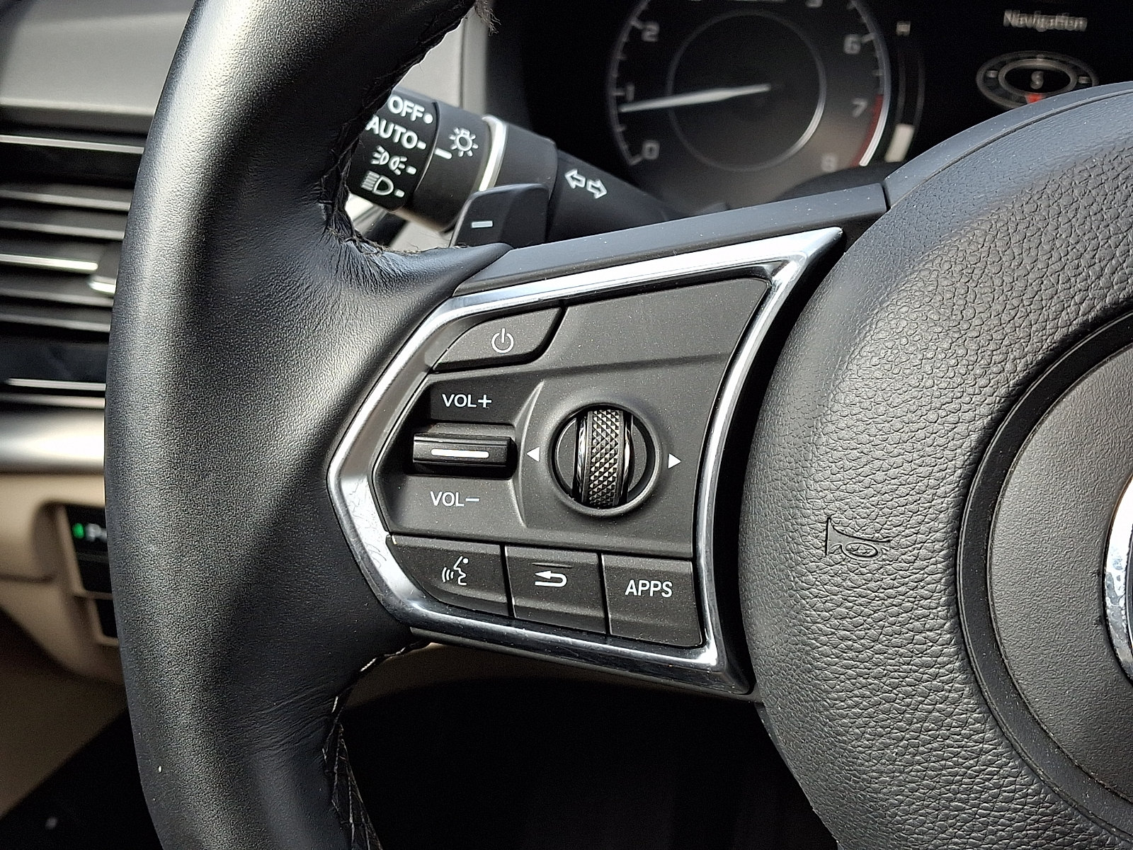 Used 2023 Acura RDX w/ Technology Package AWD/4WD image 23